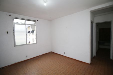 Sala de apartamento à venda com 2 quartos, 78m² em Olaria, Rio de Janeiro