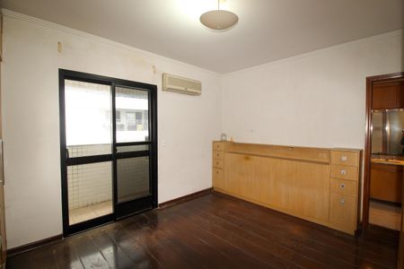 Apartamento à venda com 280m², 5 quartos e 1 vagaSuíte 2