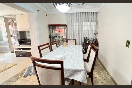 Casa à venda com 3 quartos, 272m² em Parque Sao Diogo, São Bernardo do Campo