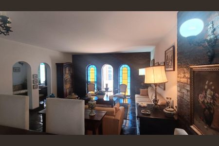 Apartamento à venda com 3 quartos, 159m² em Cerqueira César, São Paulo