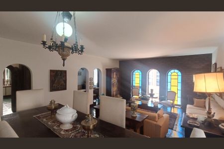 Apartamento à venda com 3 quartos, 159m² em Cerqueira César, São Paulo