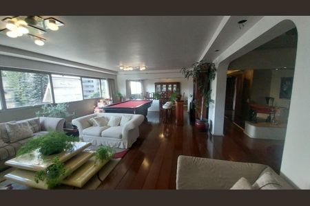 Apartamento à venda com 3 quartos, 300m² em Higienópolis, São Paulo