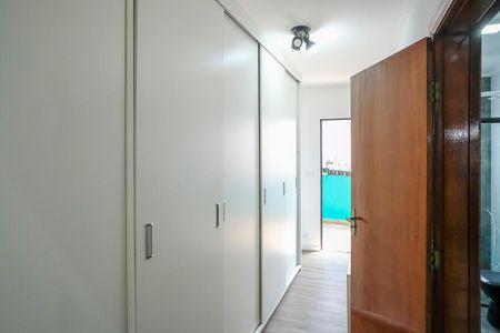 Casa à venda com 442m², 4 quartos e 6 vagasCloset da suíte