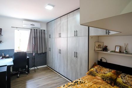 Casa à venda com 442m², 4 quartos e 6 vagasQuarto 1