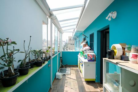 Casa à venda com 442m², 4 quartos e 6 vagasVaranda da suíte