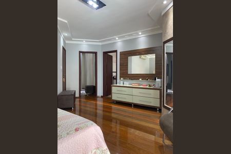 Casa à venda com 4 quartos, 380m² em Jardim do Mar, São Bernardo do Campo