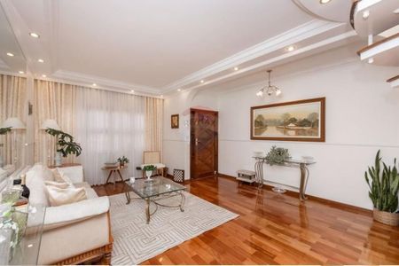 Casa à venda com 4 quartos, 225m² em Jardim Vila Formosa, São Paulo