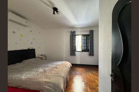 Casa à venda com 3 quartos, 160m² em Vila Mariana, São Paulo