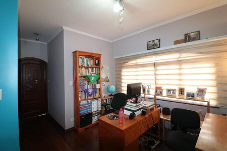 Casa à venda com 3 quartos, 240m² em Vila Carrão, São Paulo