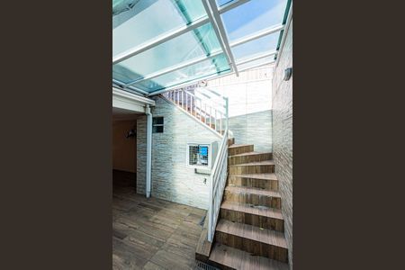 Casa à venda com 140m², 3 quartos e 2 vagas Casa à venda com 140m², 3 quartos e 2 vagasEspaço gourmet e garagem