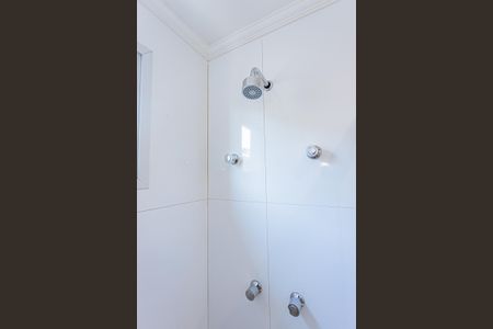 Casa à venda com 140m², 3 quartos e 2 vagas Casa à venda com 140m², 3 quartos e 2 vagasBanheiro Suíte