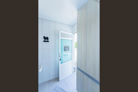 Casa à venda com 140m², 3 quartos e 2 vagas Casa à venda com 140m², 3 quartos e 2 vagasÁrea de Serviço