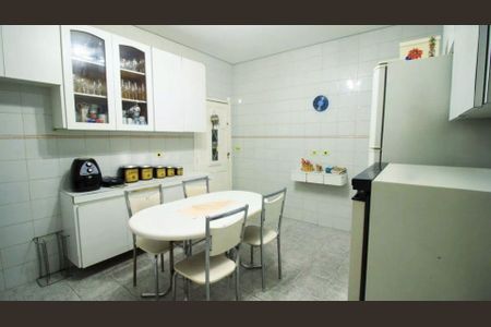 Casa à venda com 3 quartos, 145m² em Vila Regente Feijó, São Paulo