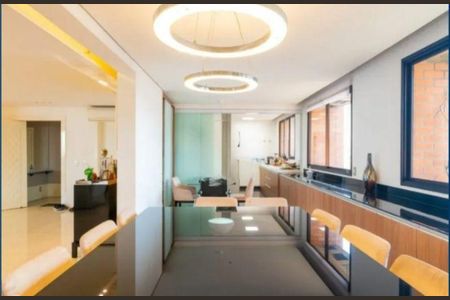 Apartamento para alugar com 3 quartos, 260m² em Higienópolis, São Paulo