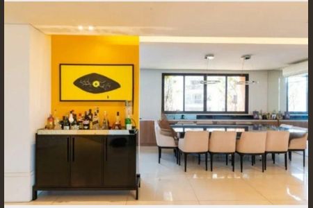 Apartamento para alugar com 3 quartos, 260m² em Higienópolis, São Paulo