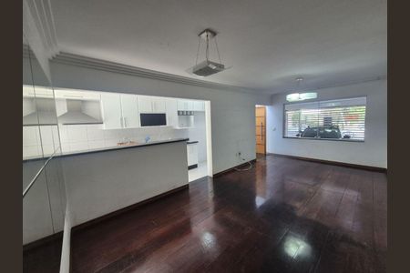 Casa à venda com 3 quartos, 207m² em Jardim Antares, São Bernardo do Campo