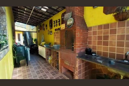 Casa à venda com 4 quartos, 200m² em Vila Libanesa, São Paulo