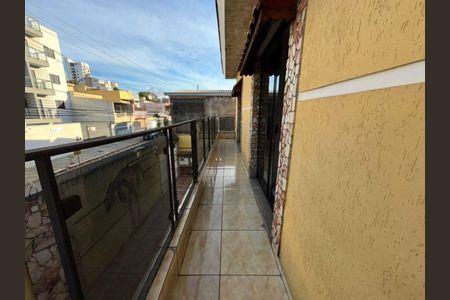 Casa à venda com 4 quartos, 200m² em Vila Libanesa, São Paulo