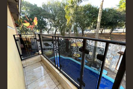 Casa à venda com 4 quartos, 200m² em Vila Libanesa, São Paulo