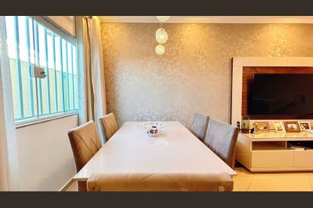 Casa à venda com 3 quartos, 117m² em Penha de França, São Paulo