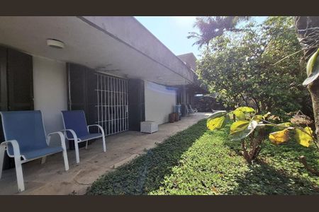 Casa à venda com 3 quartos, 225m² em Vila Morumbi, São Paulo