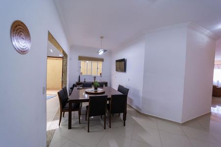 Casa à venda com 4 quartos, 303m² em Jardim Penha, São Paulo