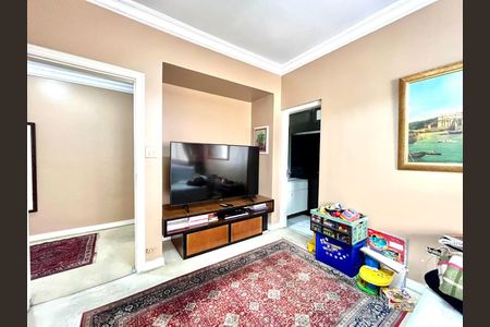 Apartamento à venda com 3 quartos, 208m² em Santa Cecilia, São Paulo