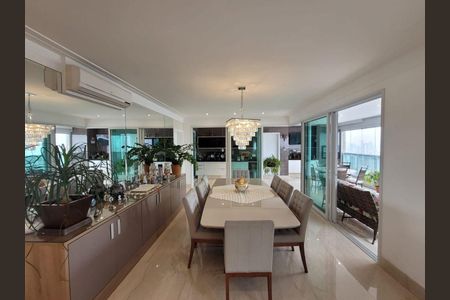 Apartamento à venda com 3 quartos, 218m² em Vila Regente Feijó, São Paulo