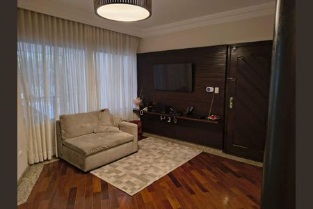 Casa à venda com 3 quartos, 136m² em Jardim Textil, São Paulo