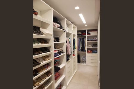 Apartamento à venda com 4 quartos, 253m² em Vila Regente Feijó, São Paulo