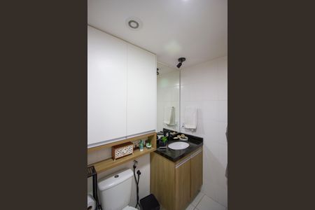 Banheiro de apartamento para alugar com 1 quarto, 40m² em Condomínio Tagualive, Brasília