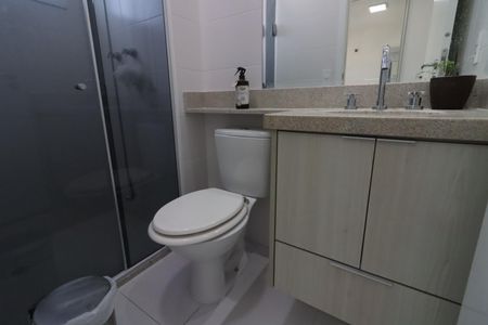 Apartamento à venda com 60m², 2 quartos e 2 vagasBanheiro da Suíte 2