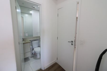 Apartamento à venda com 60m², 2 quartos e 2 vagasBanheiro da Suíte 1