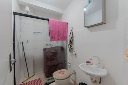 Banheiro de kitnet/studio para alugar com 1 quarto, 36m² em Bela Vista, São Paulo