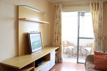 Apartamento à venda com 65m², 2 quartos e 2 vagasSala