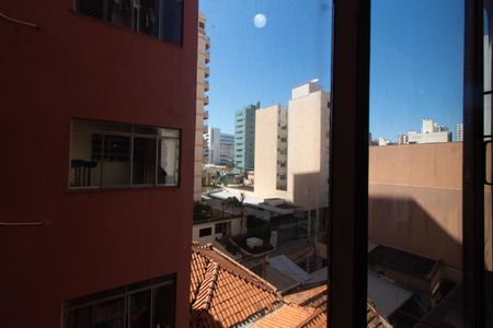 Apartamento à venda com 67m², 2 quartos e sem vaga Apartamento à venda com 67m², 2 quartos e sem vagaVista da Área de Serviço