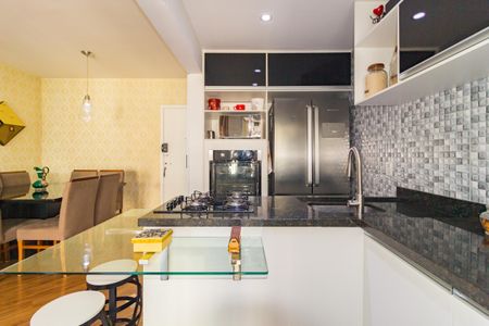 Apartamento à venda com 92m², 2 quartos e 2 vagasCozinha