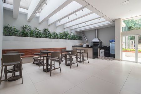 Apartamento à venda com 92m², 2 quartos e 2 vagasChurrasqueira