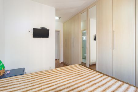 Apartamento à venda com 92m², 2 quartos e 2 vagasSuíte 2