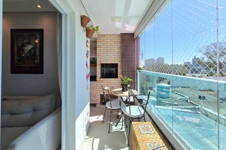 Apartamento à venda com 85m², 3 quartos e 1 vagaSacada