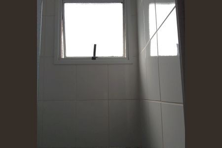 Banheiro de apartamento para alugar com 2 quartos, 53m² em Santa Terezinha, São Bernardo do Campo
