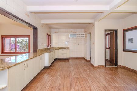 Casa à venda com 181m², 4 quartos e 3 vagasCozinha e Área de Serviço