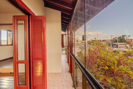 Casa à venda com 181m², 4 quartos e 3 vagasVaranda da Suíte