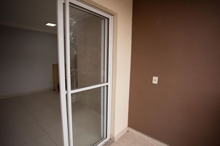 Apartamento à venda com 65m², 2 quartos e 1 vagavaranda