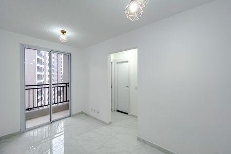 Apartamento à venda com 40m², 2 quartos e sem vaga Apartamento à venda com 40m², 2 quartos e sem vagaSala