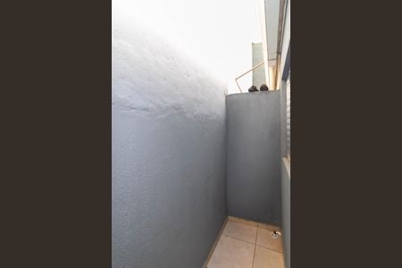Casa de condomínio para alugar com 25m², 1 quarto e sem vagaQuintal