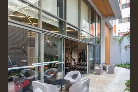 Apartamento à venda com 42m², 1 quarto e sem vaga