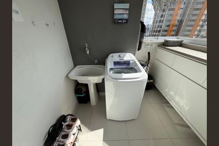 Apartamento à venda com 54m², 2 quartos e 1 vagaLavanderia