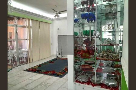 Apartamento à venda com 142m², 2 quartos e 1 vaga