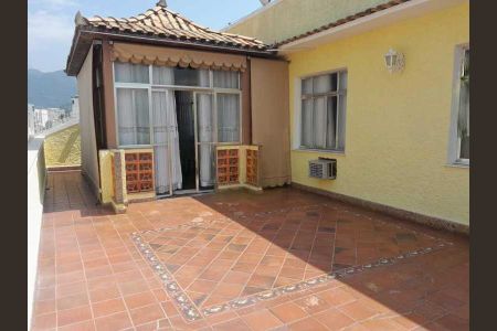 Apartamento à venda com 142m², 2 quartos e 1 vaga